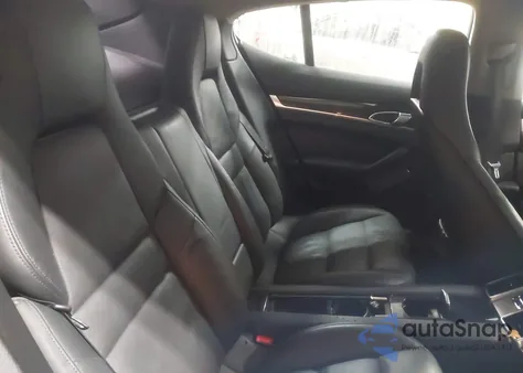 2011 Porsche Panamera 4 z USA, uszkodzony, nr VIN WP0AA2A72BL010152